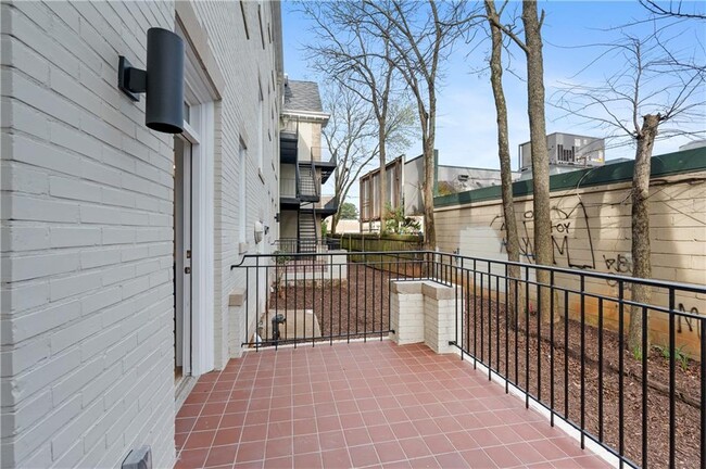 Photo - 2909 Peachtree Rd Apartment Unit 106