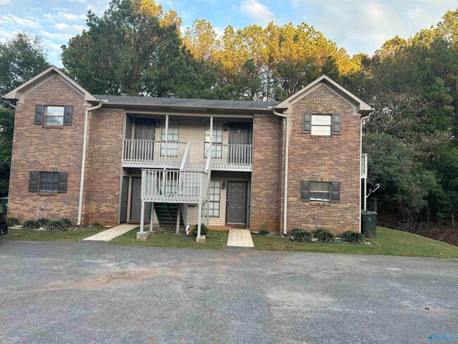 Building Photo - 142 Angela Dr Unit B