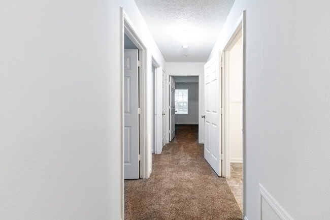 Mallard Cove Apartments