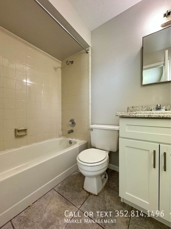 Photo - 2212 Florida Dr Unit 2