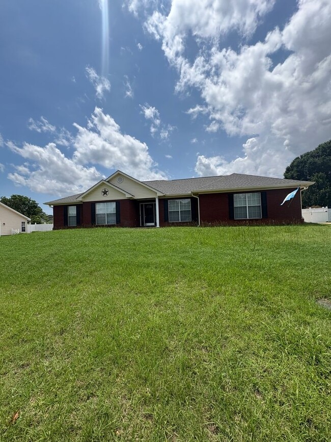 Wood Creek Subdivision!! Close to Ft Novo... - Wood Creek Subdivision!!  Close to Ft Novo... House