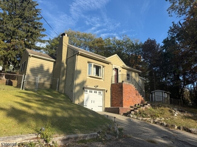 Photo - 980 Black Oak Ridge Rd