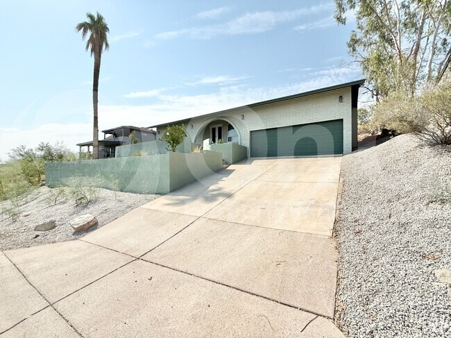 Building Photo - 1701 E Camino del Santo Rental