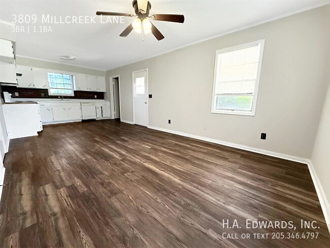 Photo - 3809 Mill Creek Ln