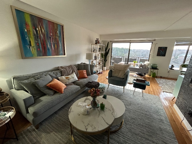 Photo - 2500 S Manchester St