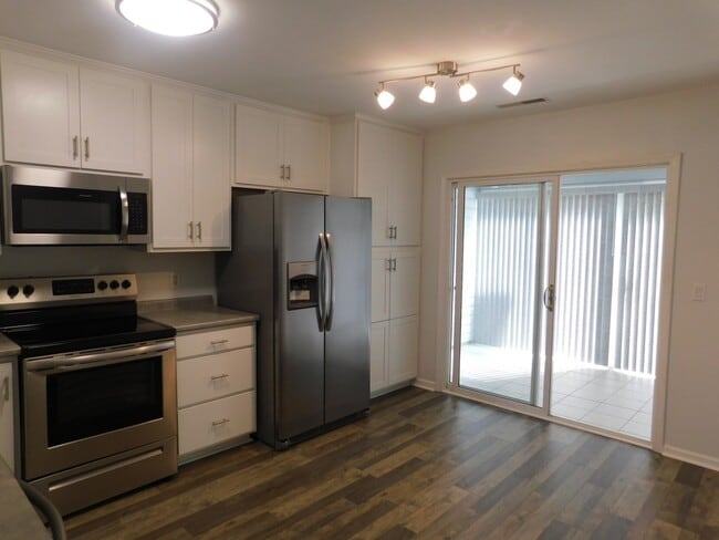 Photo - Townhouse in Newport