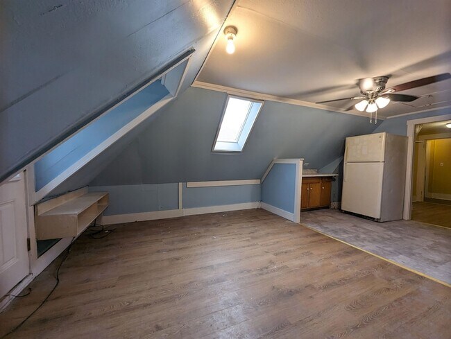 Photo - 39 Perry Ave