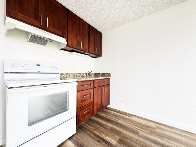 Photo - Waikiki Condo with One Assigned Parking Space Unit 1