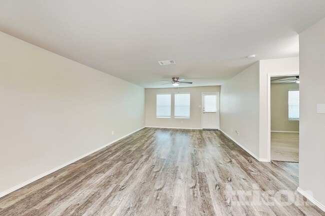 Photo - 8518 Amistad Cove