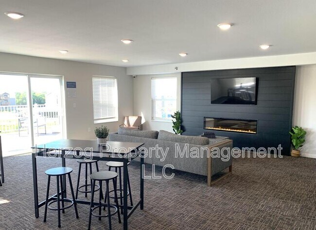 Photo - 1031 30th St NW Unidad Apt 321