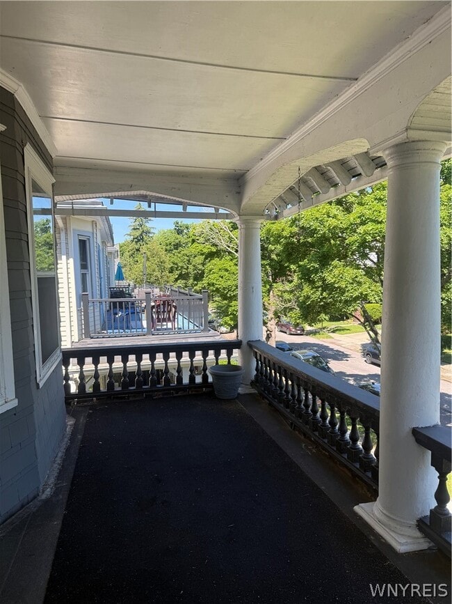 Photo - 37 Inwood Pl