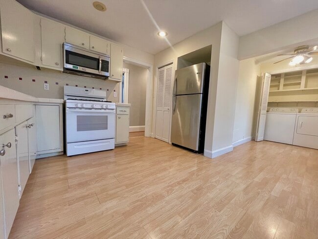 Photo - 31 Wheatland St Unit 1