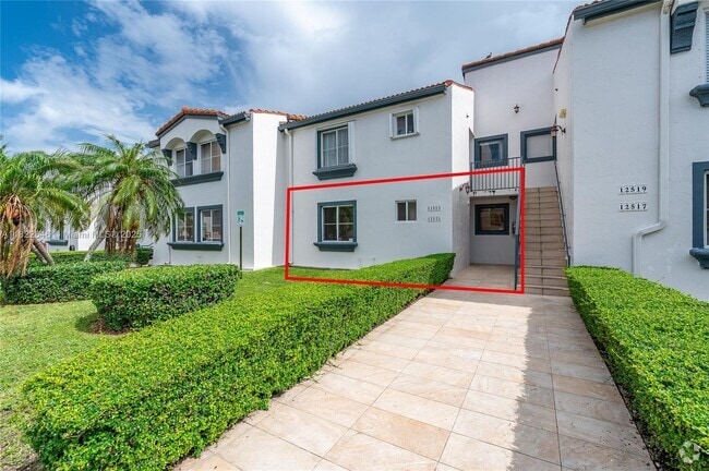 Building Photo - 12521 NW 11th Ln Unit 105 Rental