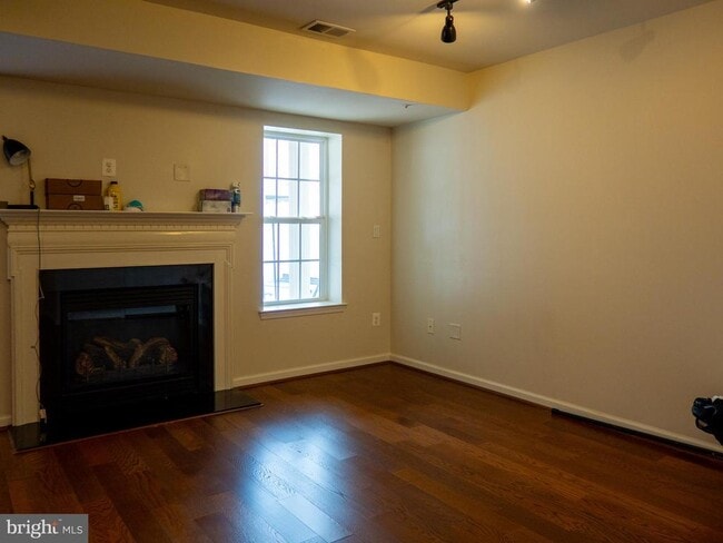 Photo - 3223 Careysbrook Ct