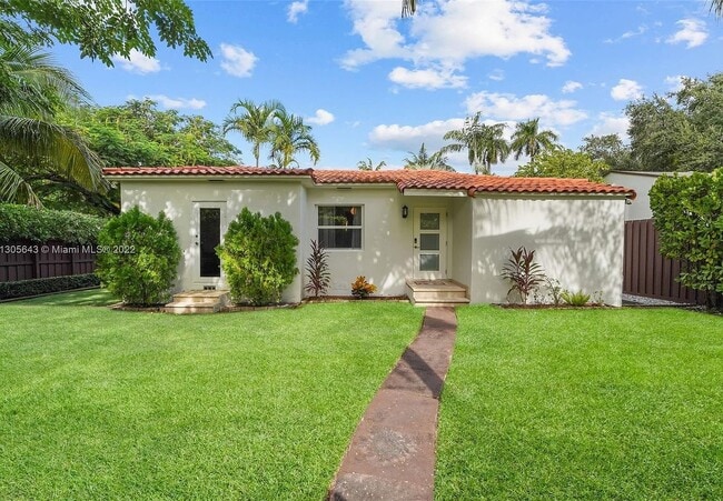 Building Photo - 2441 Swanson Ave