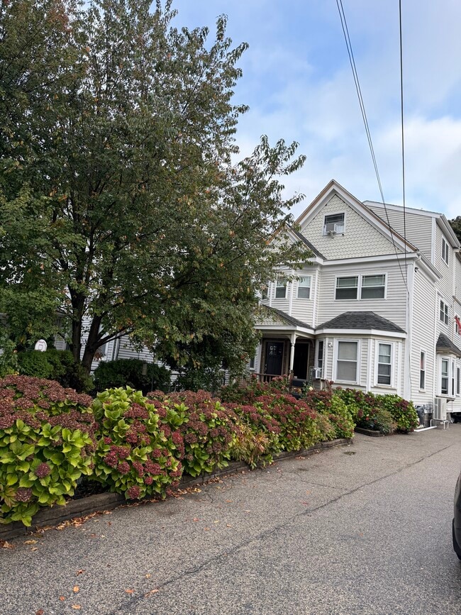 Photo - 107-2 Atlantic St Unit apt 1