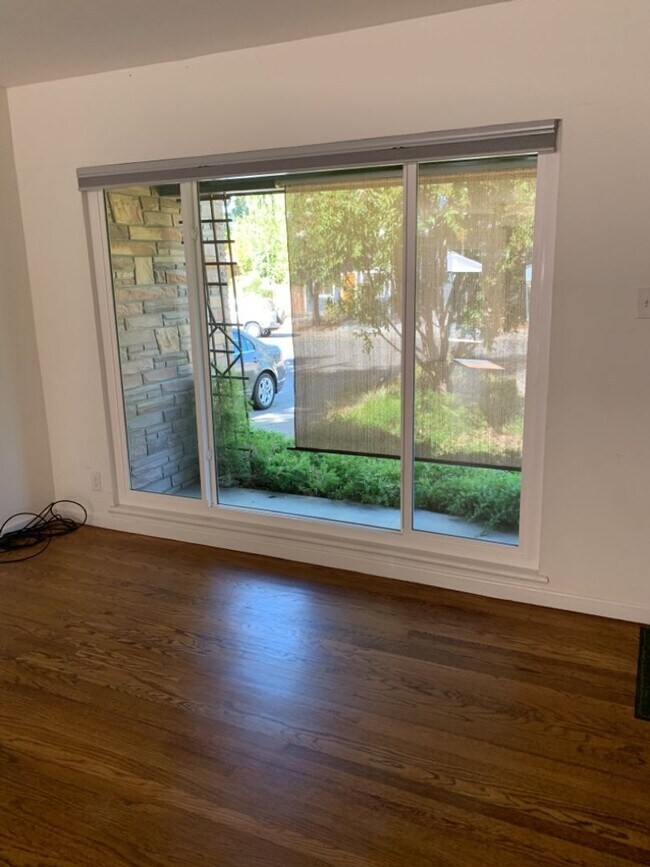 Photo - Fantastic 3 Bed 2 Bath home with pool