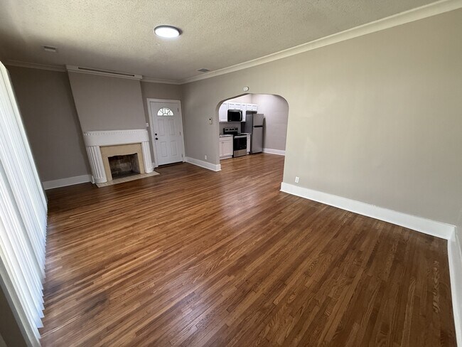 Photo - 753 N Evergreen St