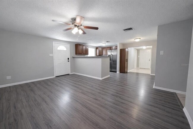 Photo - 307 W Woodlawn Ave