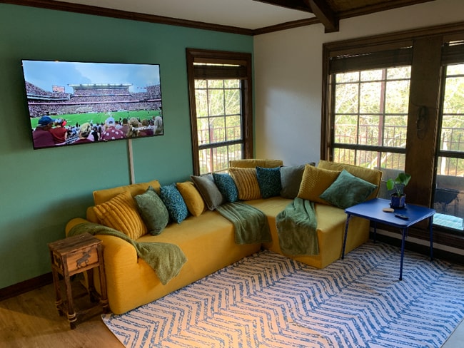 Photo - 37 Pamela Ln