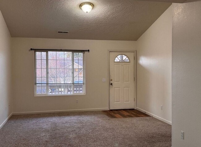 Photo - 655 Arthur Ave