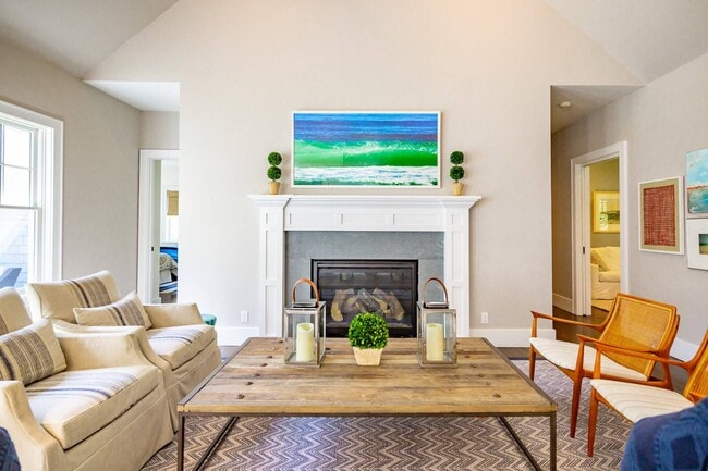 Photo - 31 Roberts Ln