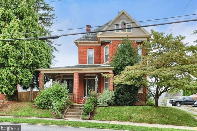 Photo - 511 York St Unit Apartment 2