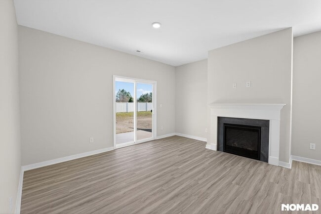 Photo - 6609 Barcelona Wy