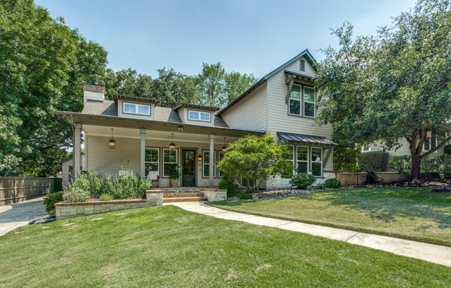 Photo - LUXURY ALAMO HEIGHTS 4-BEDROOM BY DABNEY HOMES