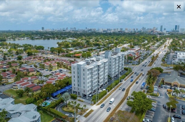 Photo - 1791 NE Miami Gardens Dr Unidad E203