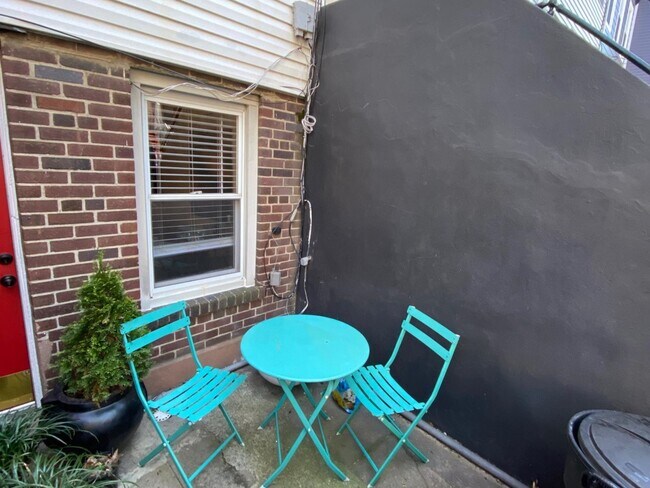 Photo - 317 7th St