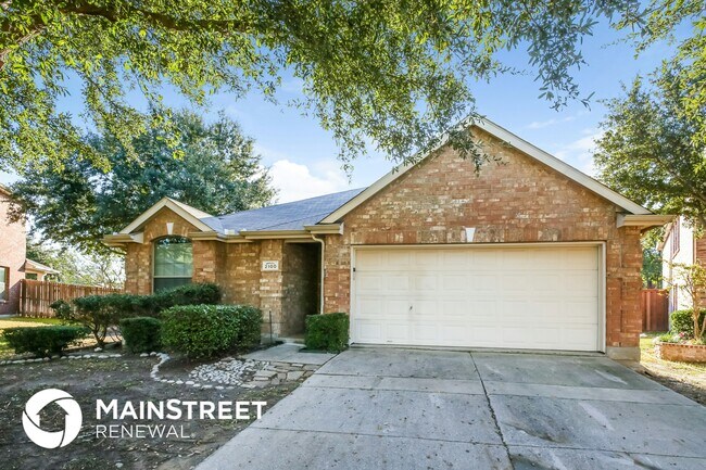 Building Photo - 2100 Hayes St