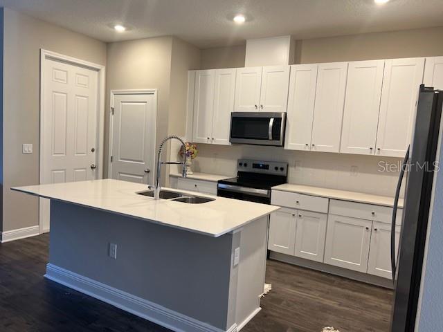 Photo - 16375 Hamlin Hills Rd