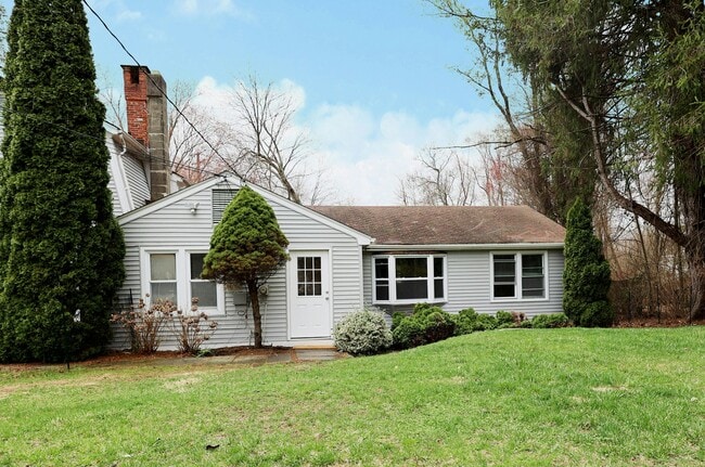 Photo - 121 Westport Rd