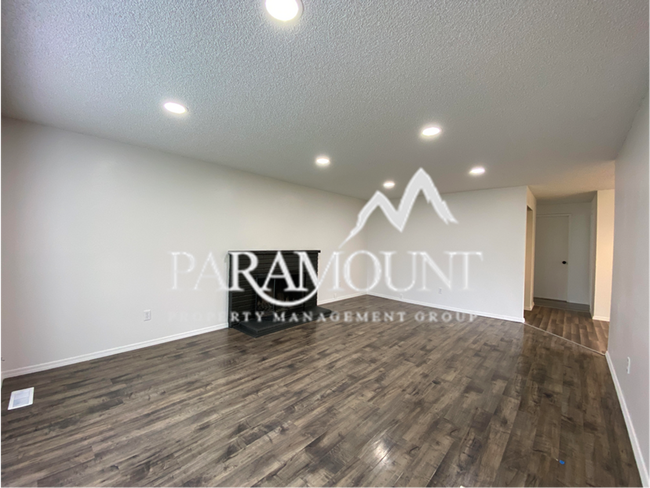 Photo - Newly Renovated 3 Bedroom!