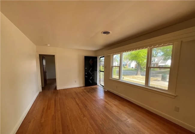 Photo - 3 Bedroom / North Avenue, 23222