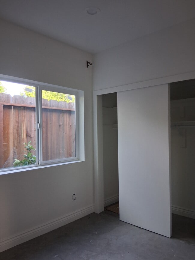 Photo - 1071 Polk St Unit B