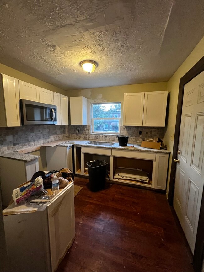 Photo - 300 E 17th Ave