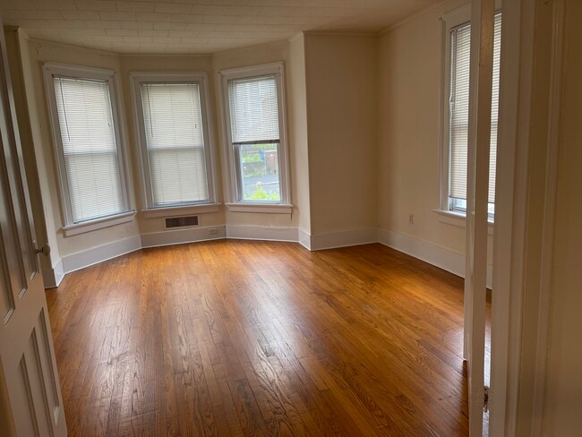 Photo - 59 Cliff St Unit 1