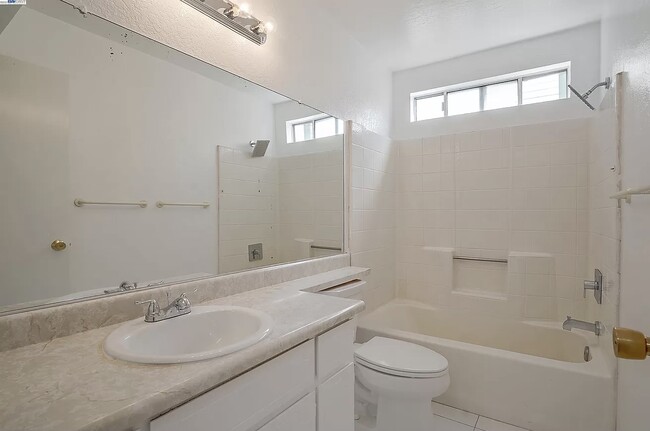 Photo - 3480 Briar Ln