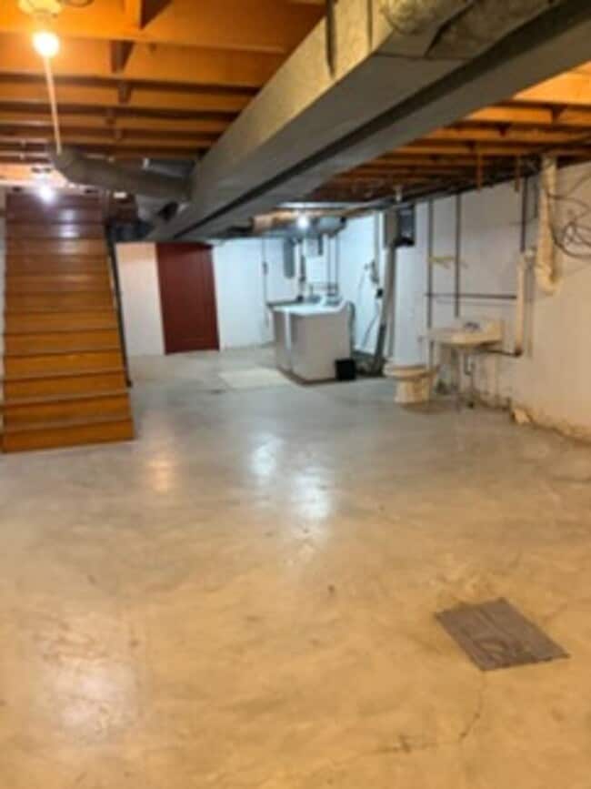 Photo - 8100 - 547/549 COURT AVE. (WESTON) Unit 549