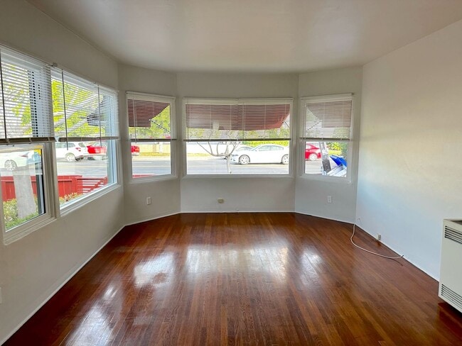 Photo - 4760-62-4762 College Ave Unit 4760 College