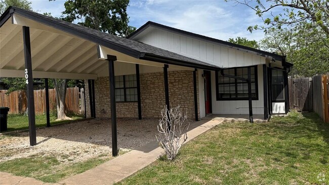 Building Photo - 304 Main St Rental