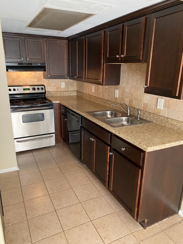 Photo - 3517 Peachtree Corners Cir