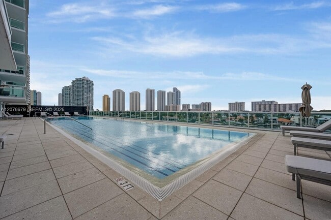 Photo - 400 Sunny Isles Blvd Unit 908
