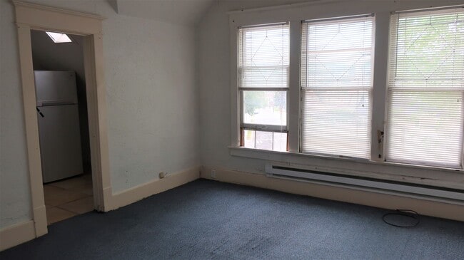 Photo - 500 Cascade St Unit 4