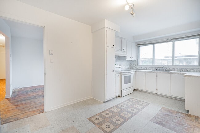 Photo - 6880-625e 25e Ave Unit 19