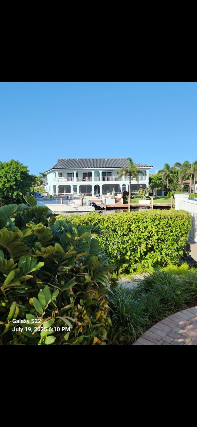 Building Photo - 1118b Highland Beach Dr Rental