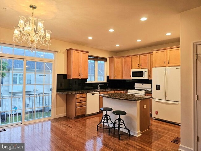 Photo - 13019 St Clair Rd