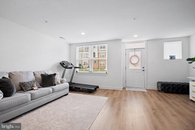 Photo - 332 Furgeson Ln